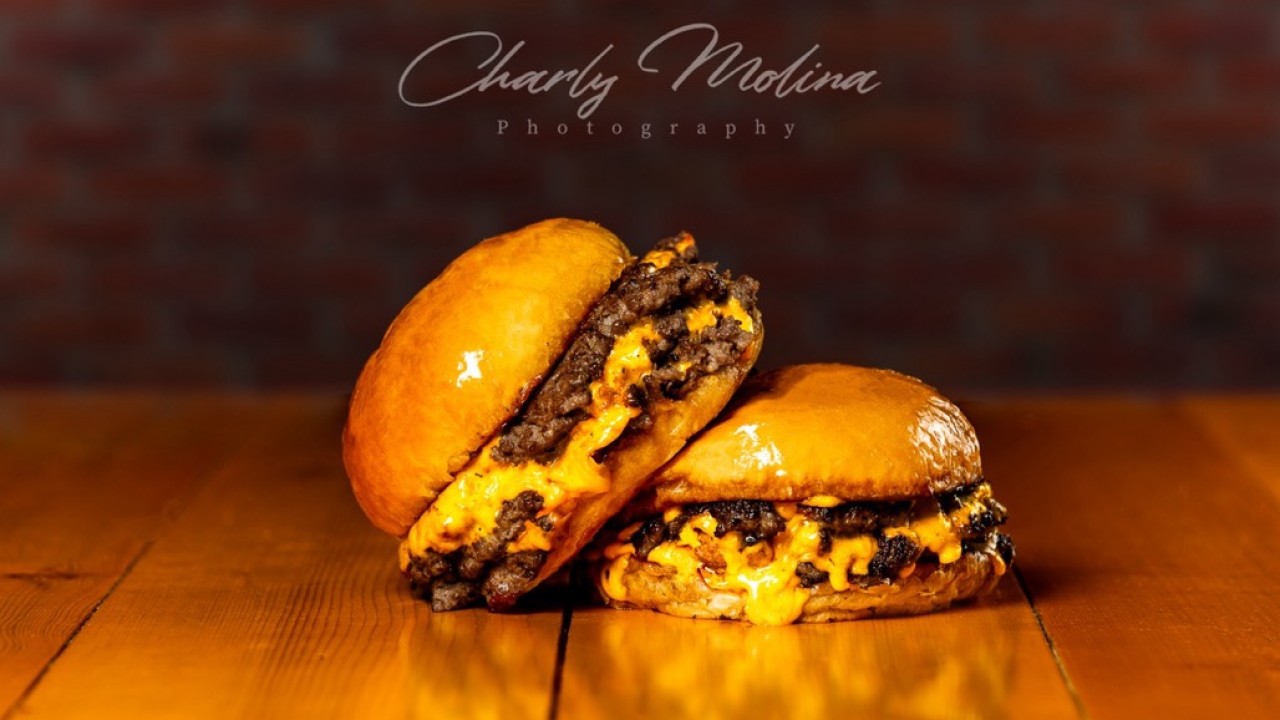 Burger Crib
